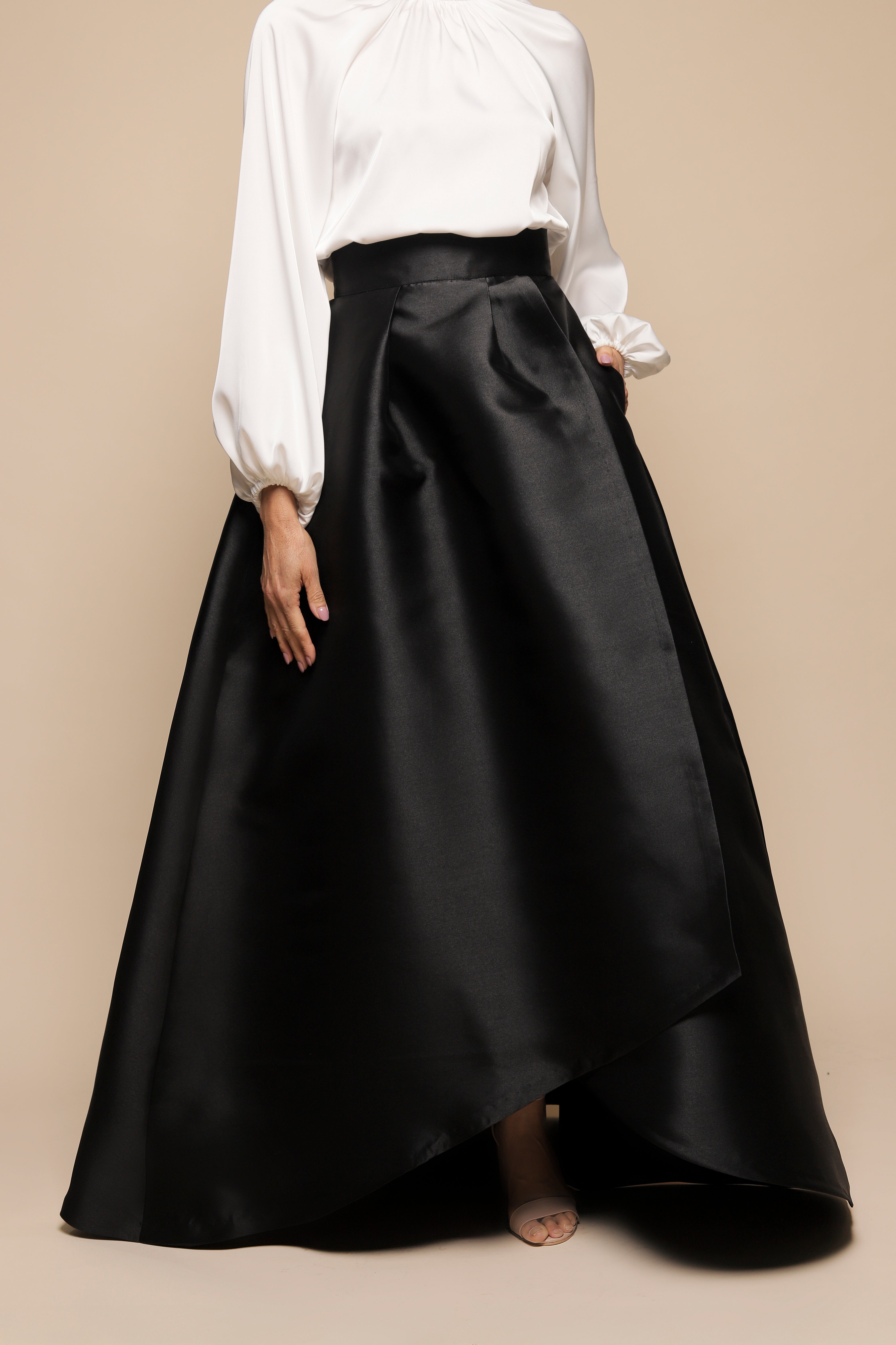 FALDA ENVOLVENTE NEGRA