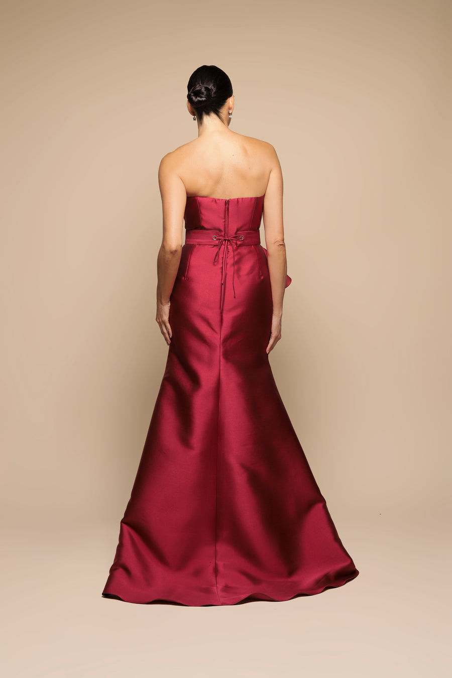 VESTIDO ESCOTE CORAZÓN TINTO